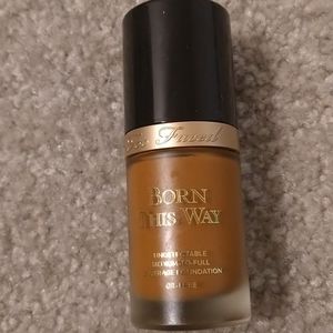 Born this way foundation in Chai